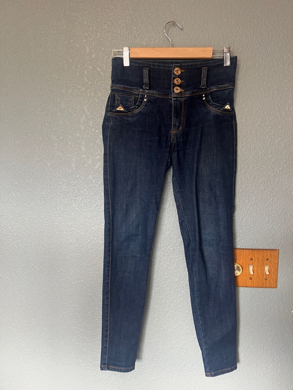 Carlos Prada Jeans The Original Push Up Jeans Size T.8 EUC Dark wash